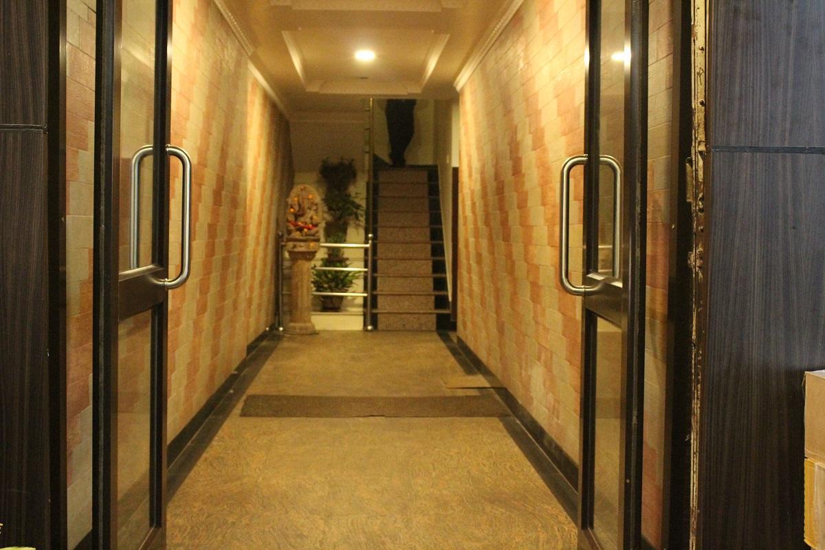 Venus Inn บูบันเนสชวาร์ ภายนอก รูปภาพ