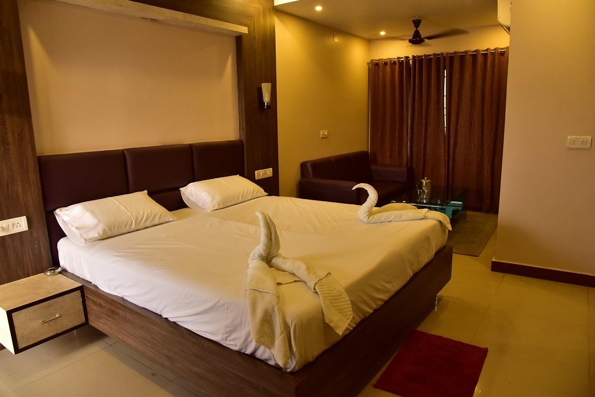 Venus Inn บูบันเนสชวาร์ ภายนอก รูปภาพ