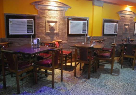 Venus Inn บูบันเนสชวาร์ ภายนอก รูปภาพ
